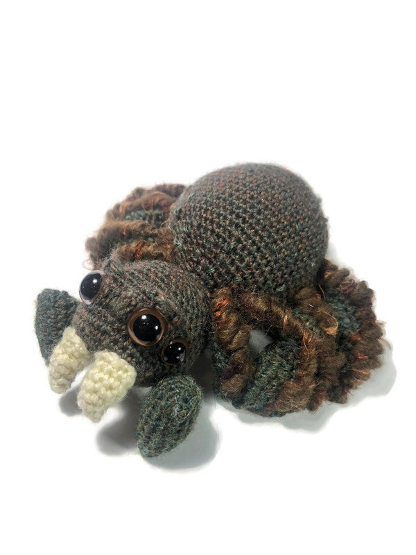 Green & Brown Spider with Fangs and Pedipalps - Stitchy Frood